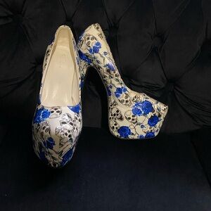 Skull high heels